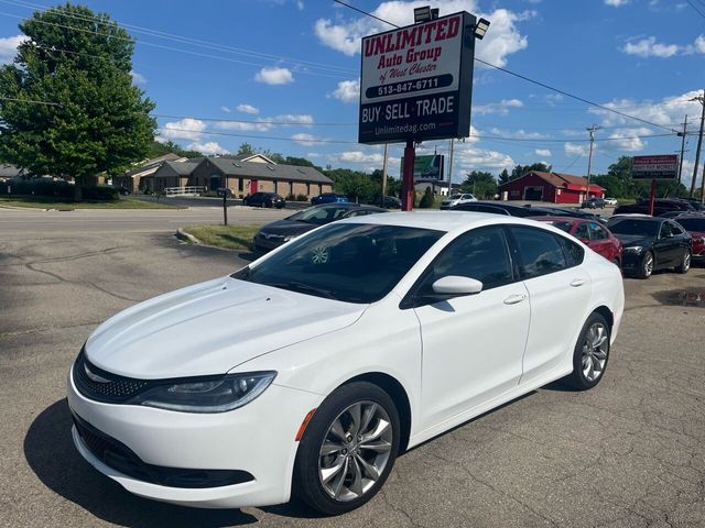 2016 Chrysler 200 S