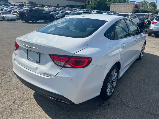 2016 Chrysler 200 S