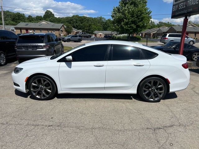 2016 Chrysler 200 S