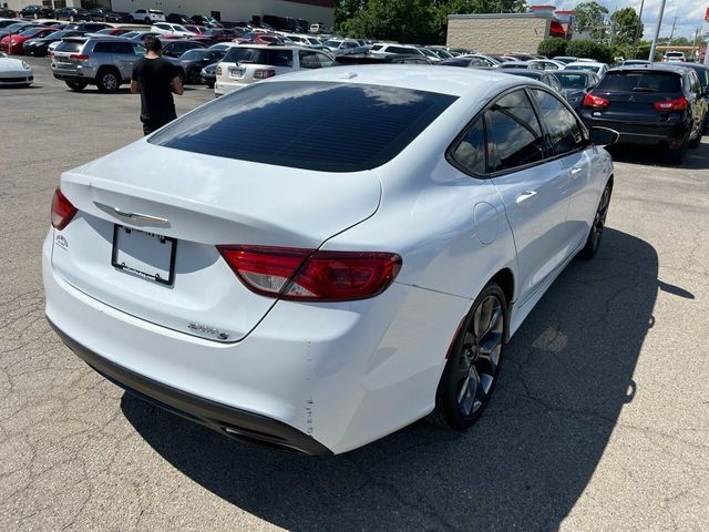 2016 Chrysler 200 S