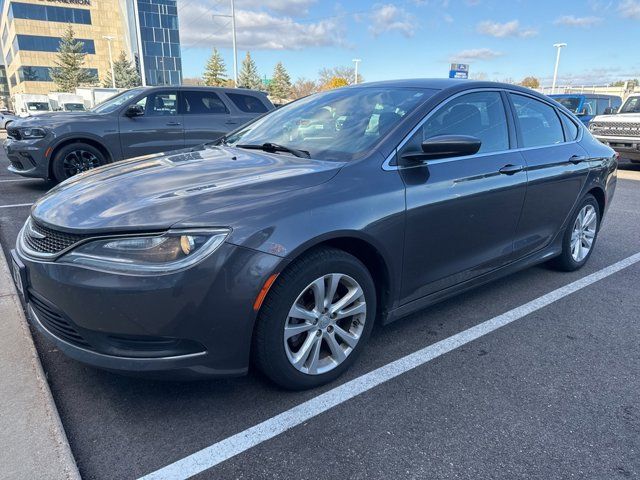 2016 Chrysler 200 Touring