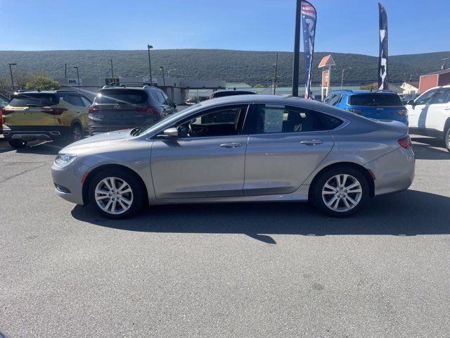 2016 Chrysler 200 Touring