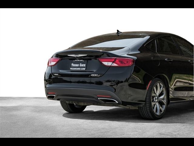 2016 Chrysler 200 S