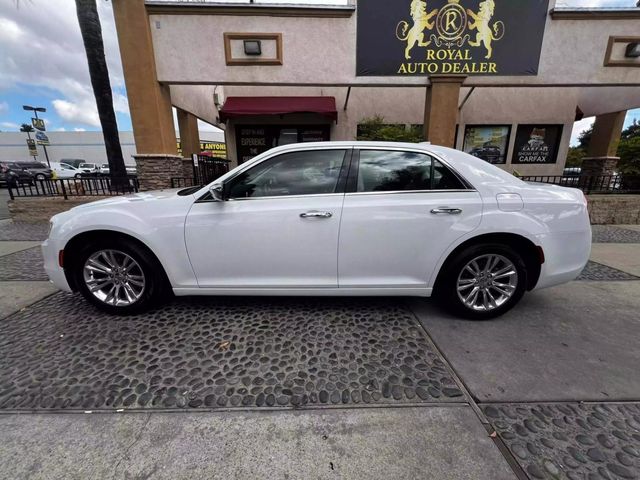 2016 Chrysler 300 300C