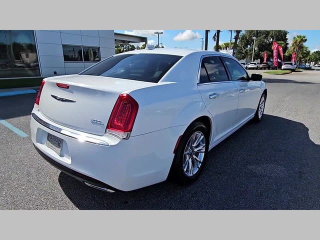 2016 Chrysler 300 300C