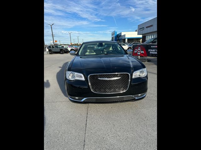 2016 Chrysler 300 300C