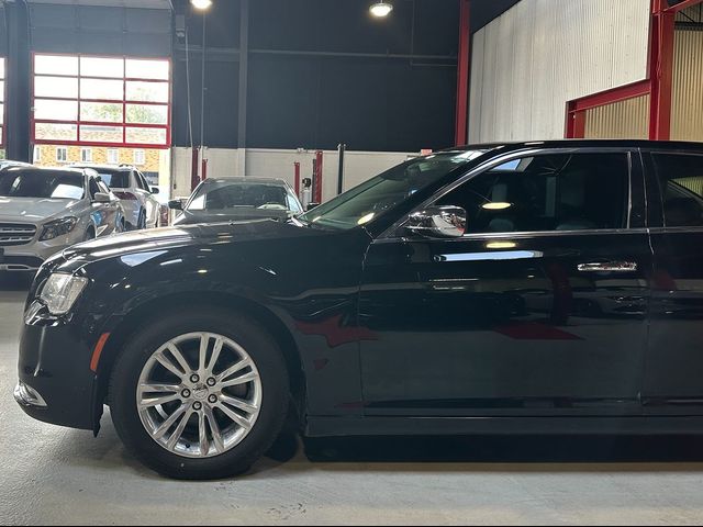 2016 Chrysler 300 300C