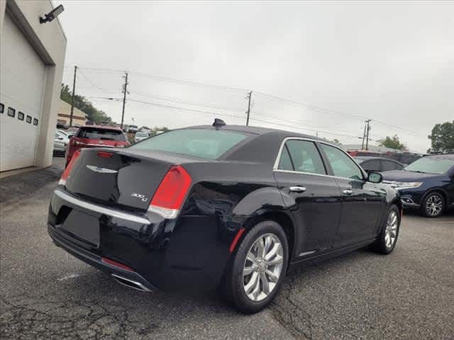 2016 Chrysler 300 300C