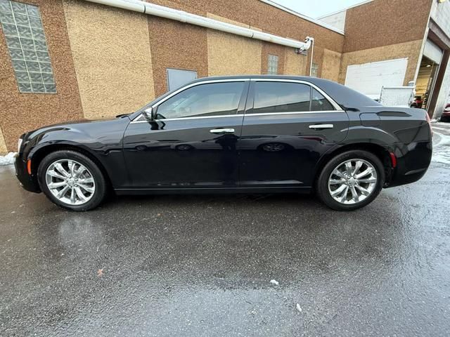 2016 Chrysler 300 300C