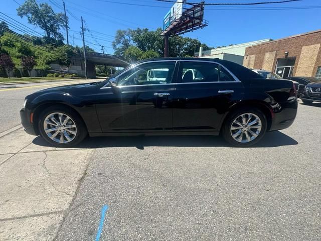 2016 Chrysler 300 300C