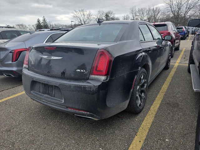 2016 Chrysler 300 300S