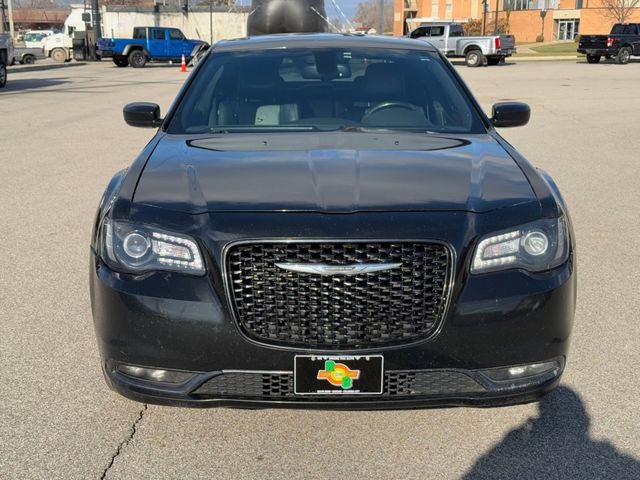 2016 Chrysler 300 300S