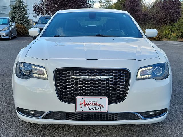 2016 Chrysler 300 300S