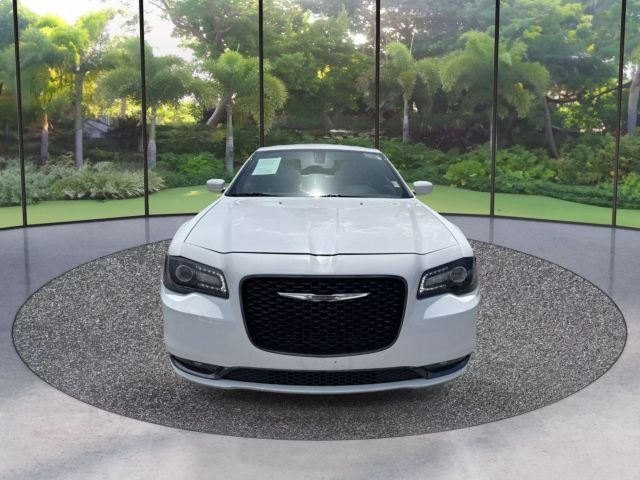2016 Chrysler 300 300S