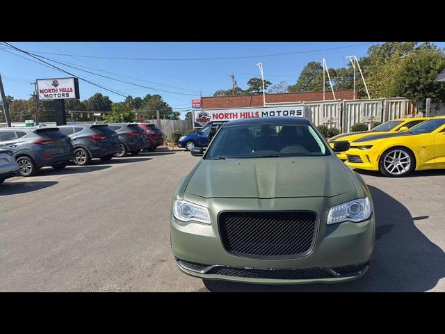 2016 Chrysler 300 Limited