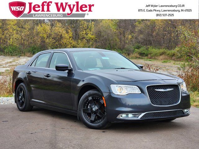 2016 Chrysler 300 Limited