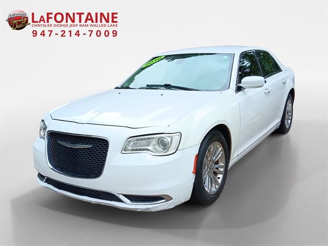 2016 Chrysler 300 Limited