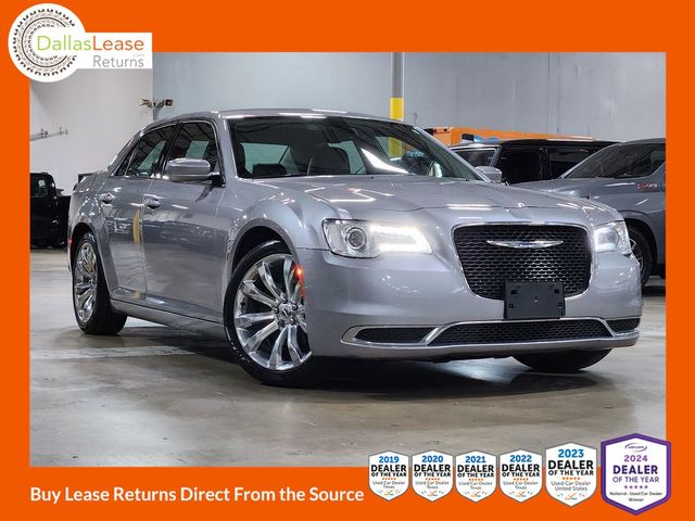 2016 Chrysler 300 Limited