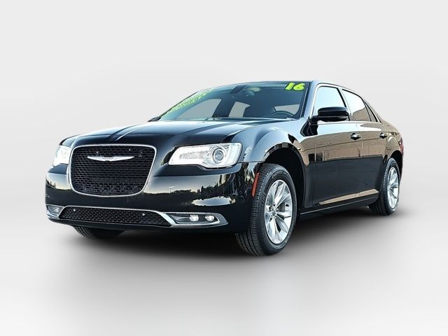 2016 Chrysler 300 Limited