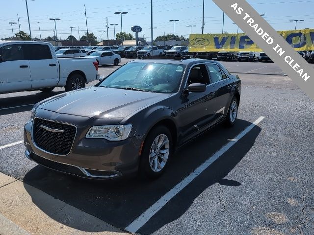 2016 Chrysler 300 Limited