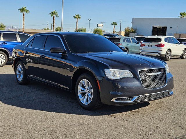 2016 Chrysler 300 Limited