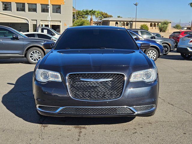 2016 Chrysler 300 Limited