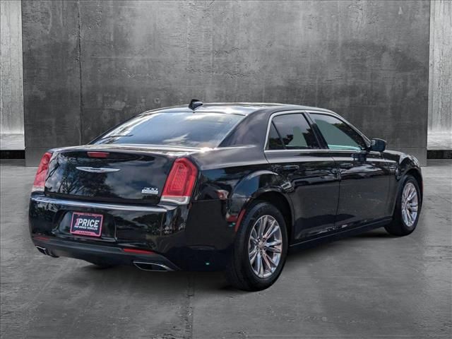 2016 Chrysler 300 Limited