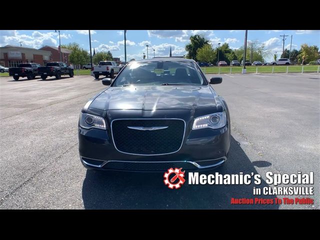 2016 Chrysler 300 Limited