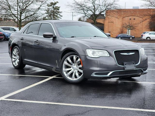 2016 Chrysler 300 Limited