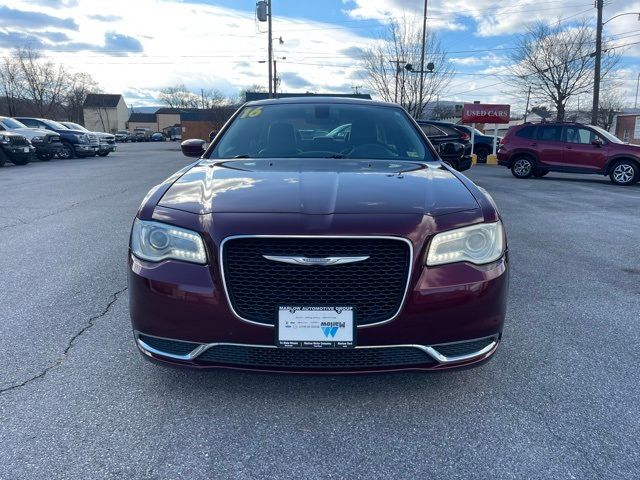 2016 Chrysler 300 Limited