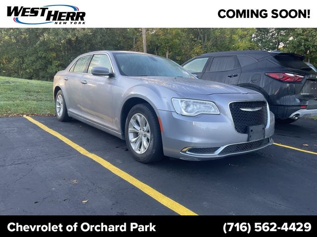 2016 Chrysler 300 Limited