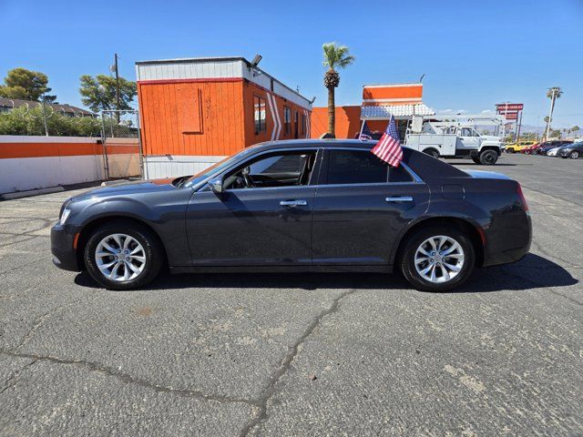 2016 Chrysler 300 Limited