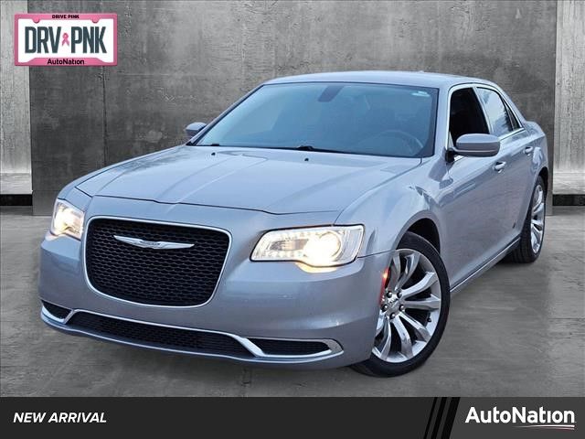 2016 Chrysler 300 Limited