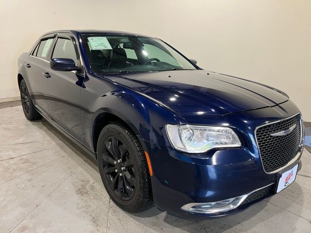 2016 Chrysler 300 Limited