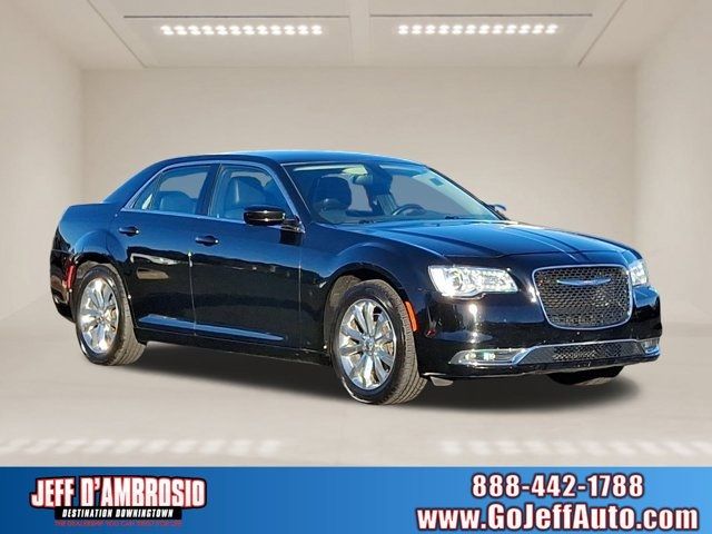 2016 Chrysler 300 Limited