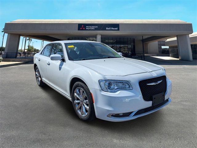 2016 Chrysler 300 Limited