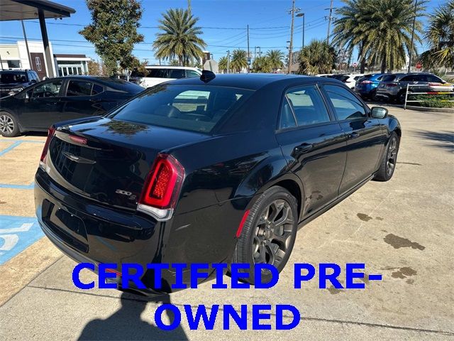 2016 Chrysler 300 300S Alloy Edition