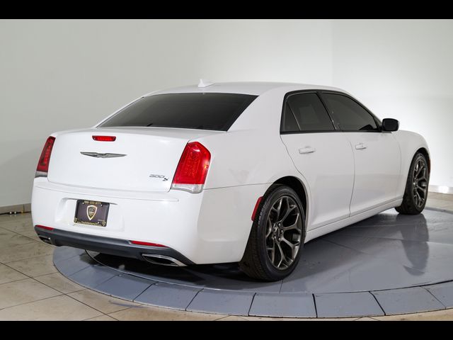 2016 Chrysler 300 300S