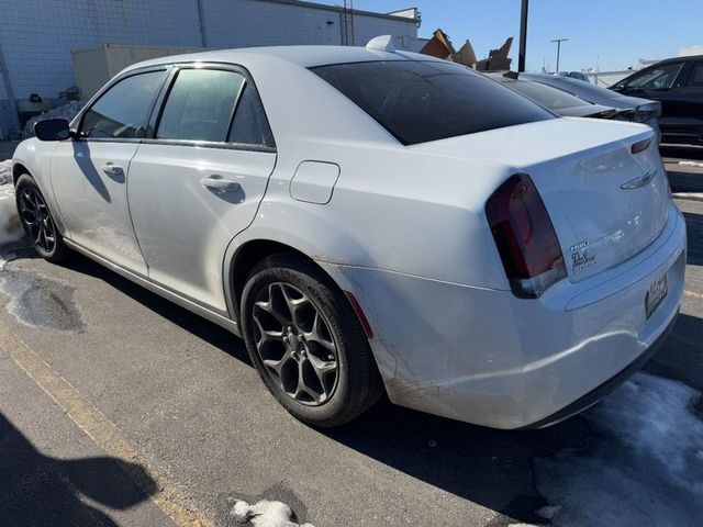 2016 Chrysler 300 300S