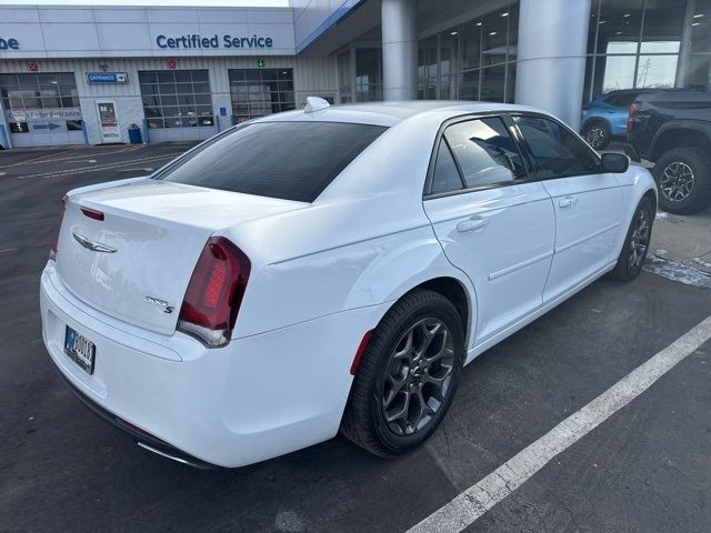 2016 Chrysler 300 300S