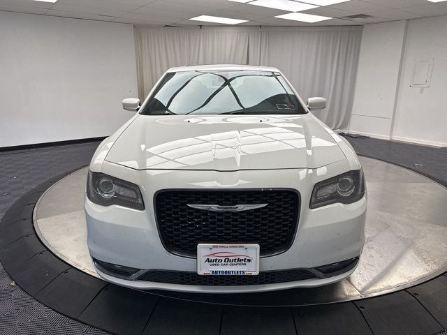 2016 Chrysler 300 300S