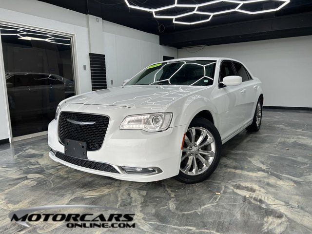 2016 Chrysler 300 Touring