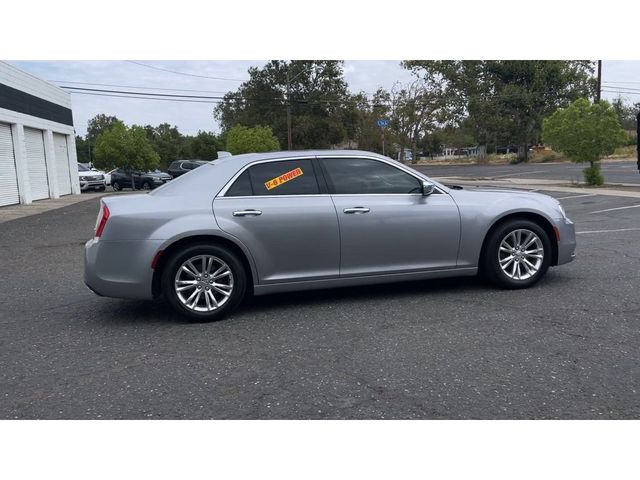 2016 Chrysler 300 300C