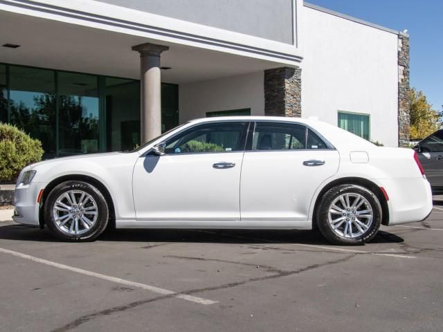 2016 Chrysler 300 300C