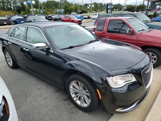 2016 Chrysler 300 300C