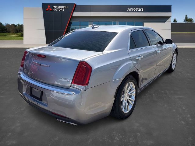 2016 Chrysler 300 300C