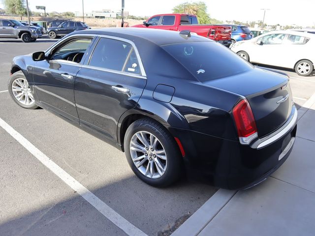 2016 Chrysler 300 300C