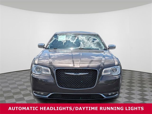 2016 Chrysler 300 300C