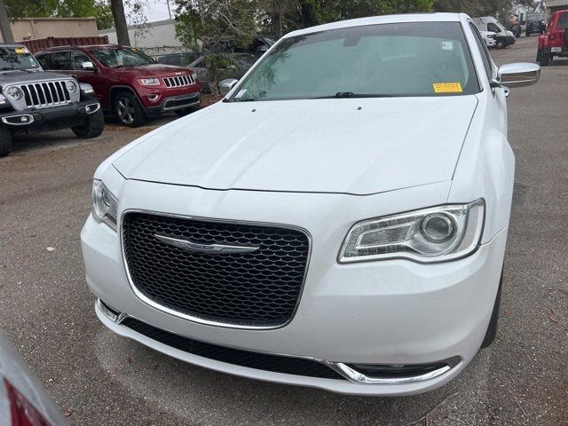 2016 Chrysler 300 300C