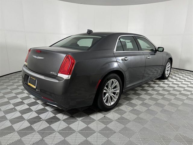 2016 Chrysler 300 300C